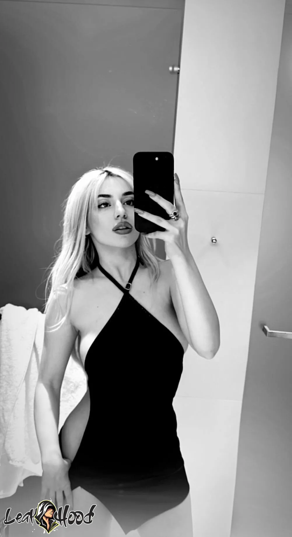 Ava Max Nude Leaks OnlyFans #1072 - LeakHood