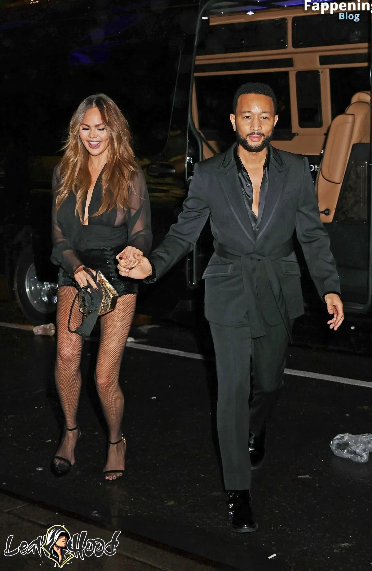 Chrissy Teigen Nude Leaks OnlyFans #1874 - LeakHood