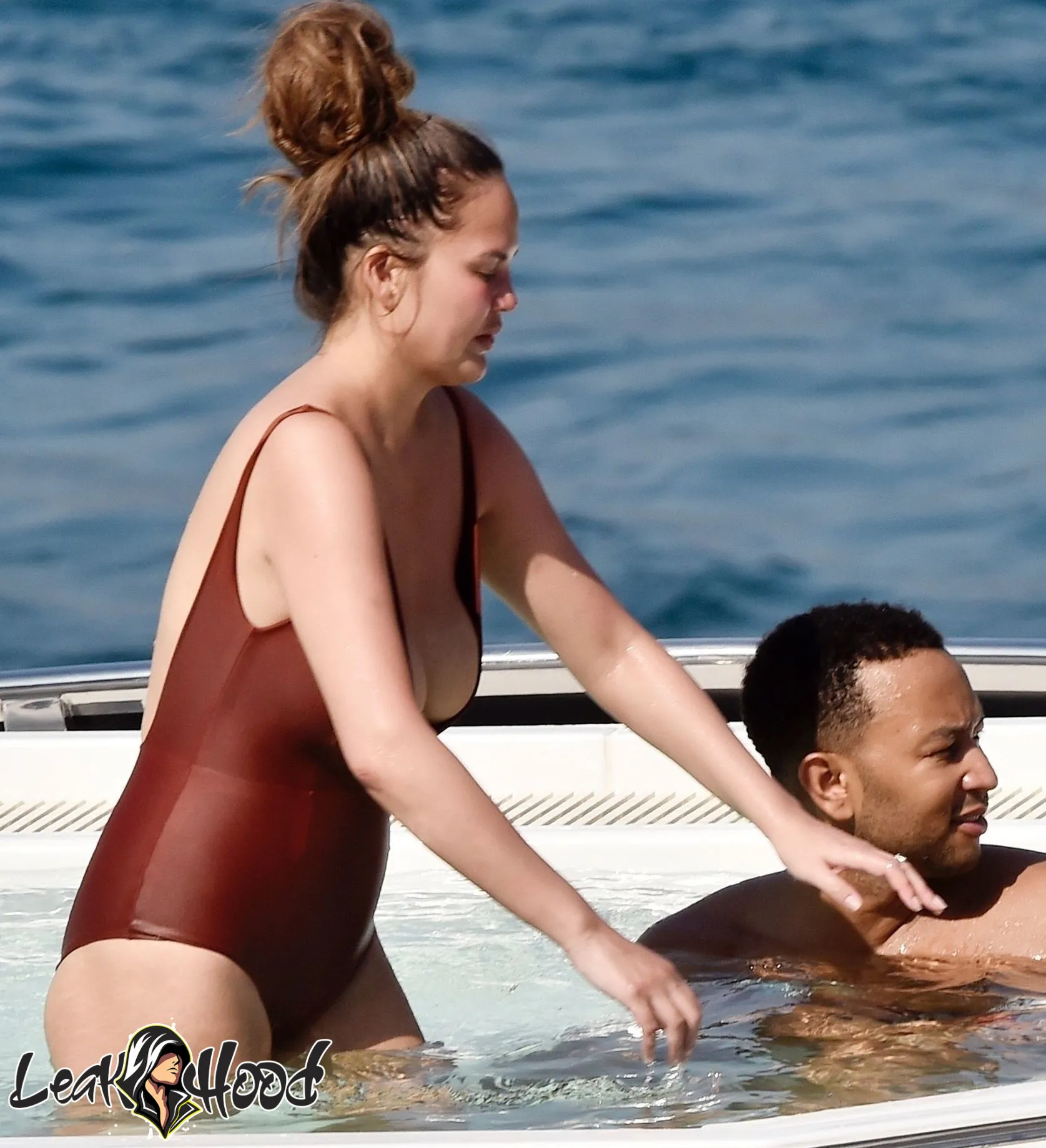 Chrissy Teigen Nude Leaks OnlyFans #541 - LeakHood