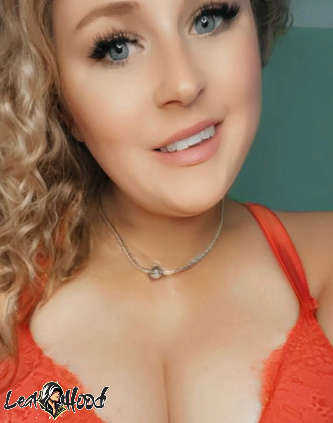 Curvy Abbii Nude Leaks OnlyFans #44 - LeakHood