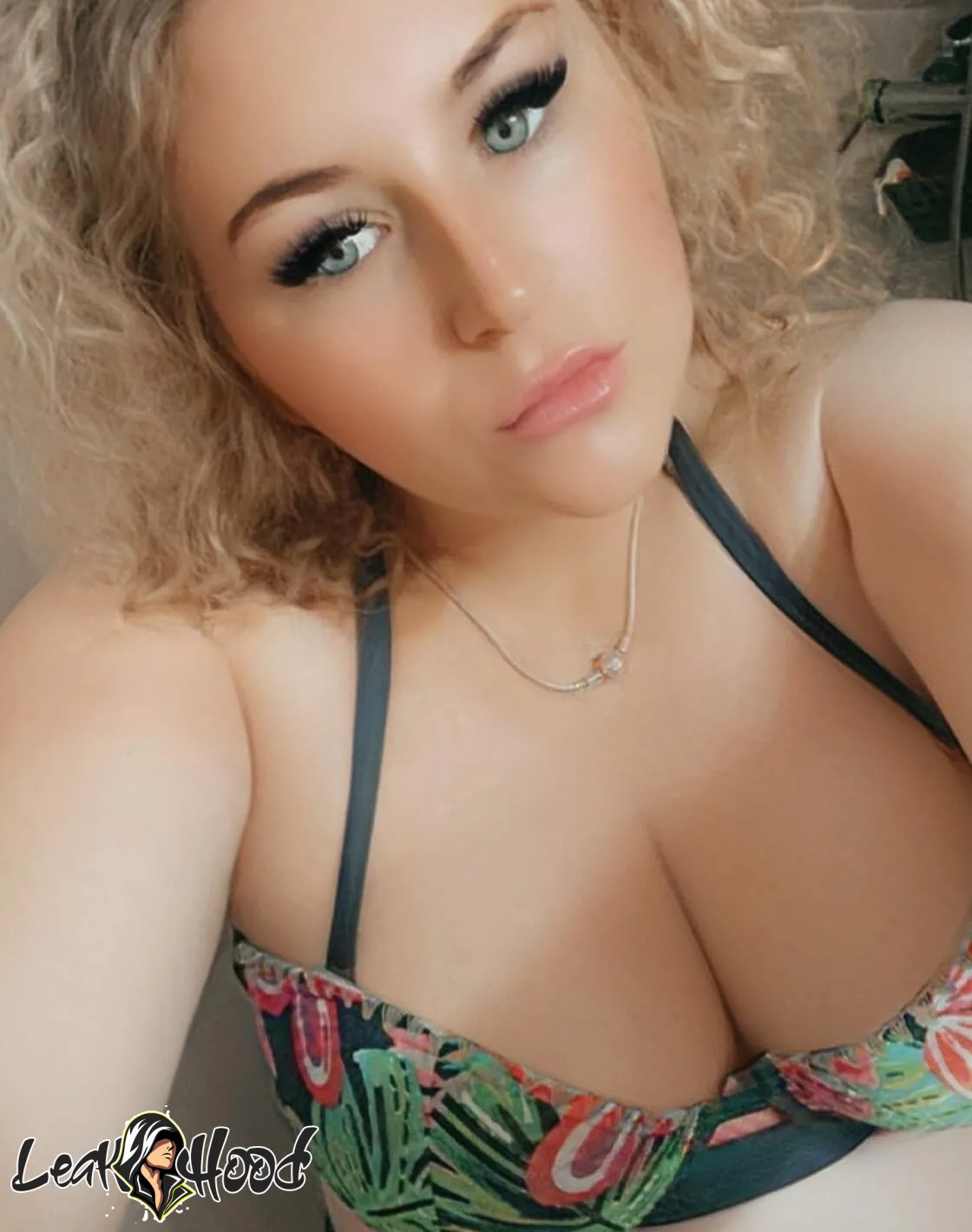 Curvy Abbii Nude Leaks OnlyFans #48 - LeakHood