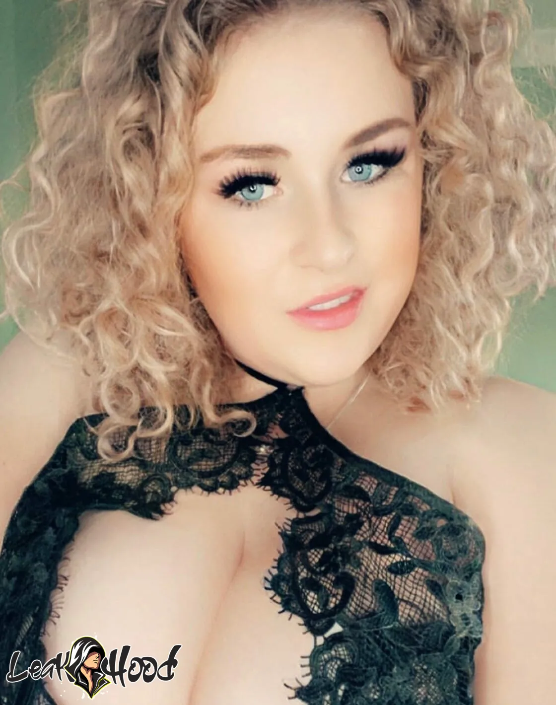 Curvy Abbii Nude Leaks OnlyFans #55 - LeakHood