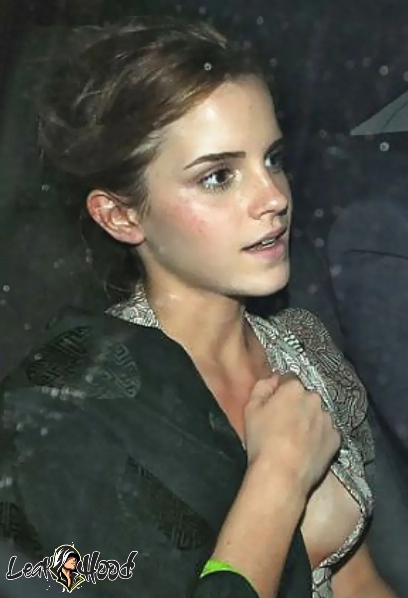 Emma Watson Nude Leaks OnlyFans #302 - LeakHood