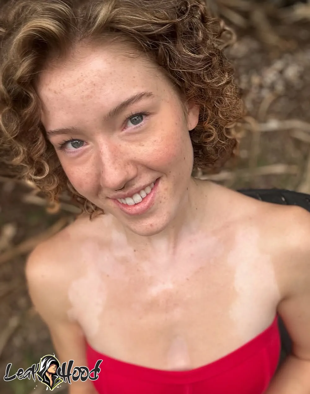 frecklesalanna Nude Leaks OnlyFans #8 - LeakHood