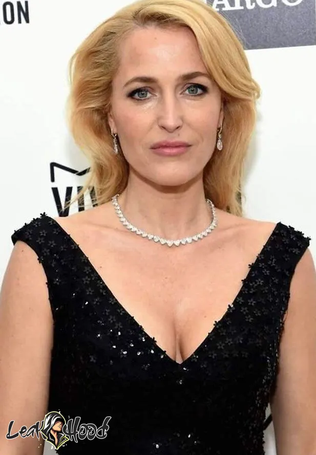 Gillian Anderson Nude Leaks OnlyFans #228 - LeakHood