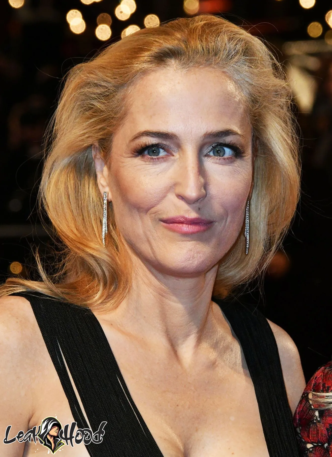 Gillian Anderson Nude Leaks OnlyFans #322 - LeakHood