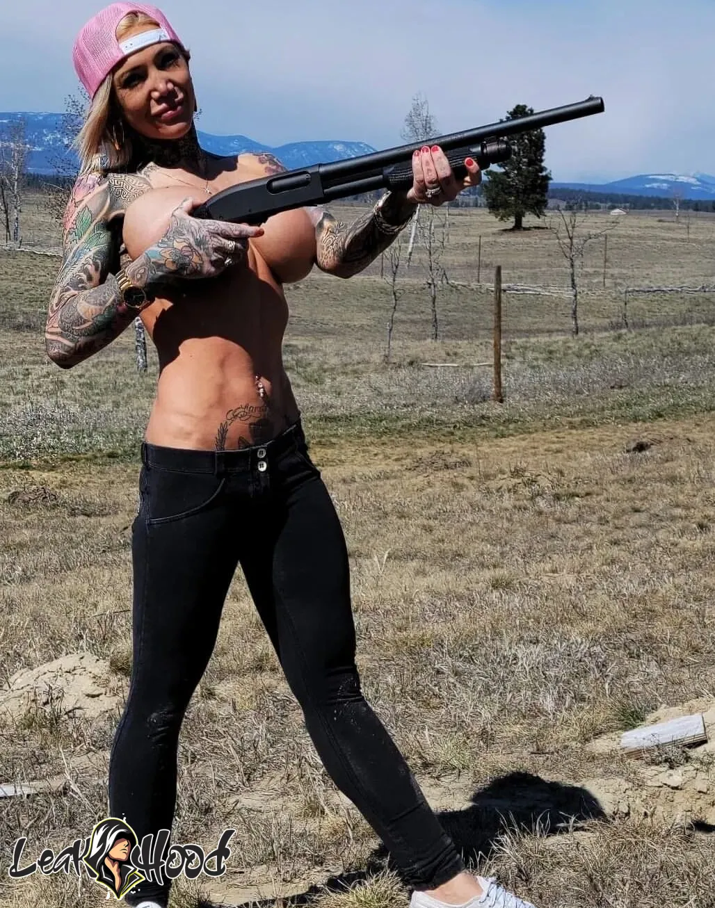 Girls With Guns Nude Leaks OnlyFans #471 - LeakHood