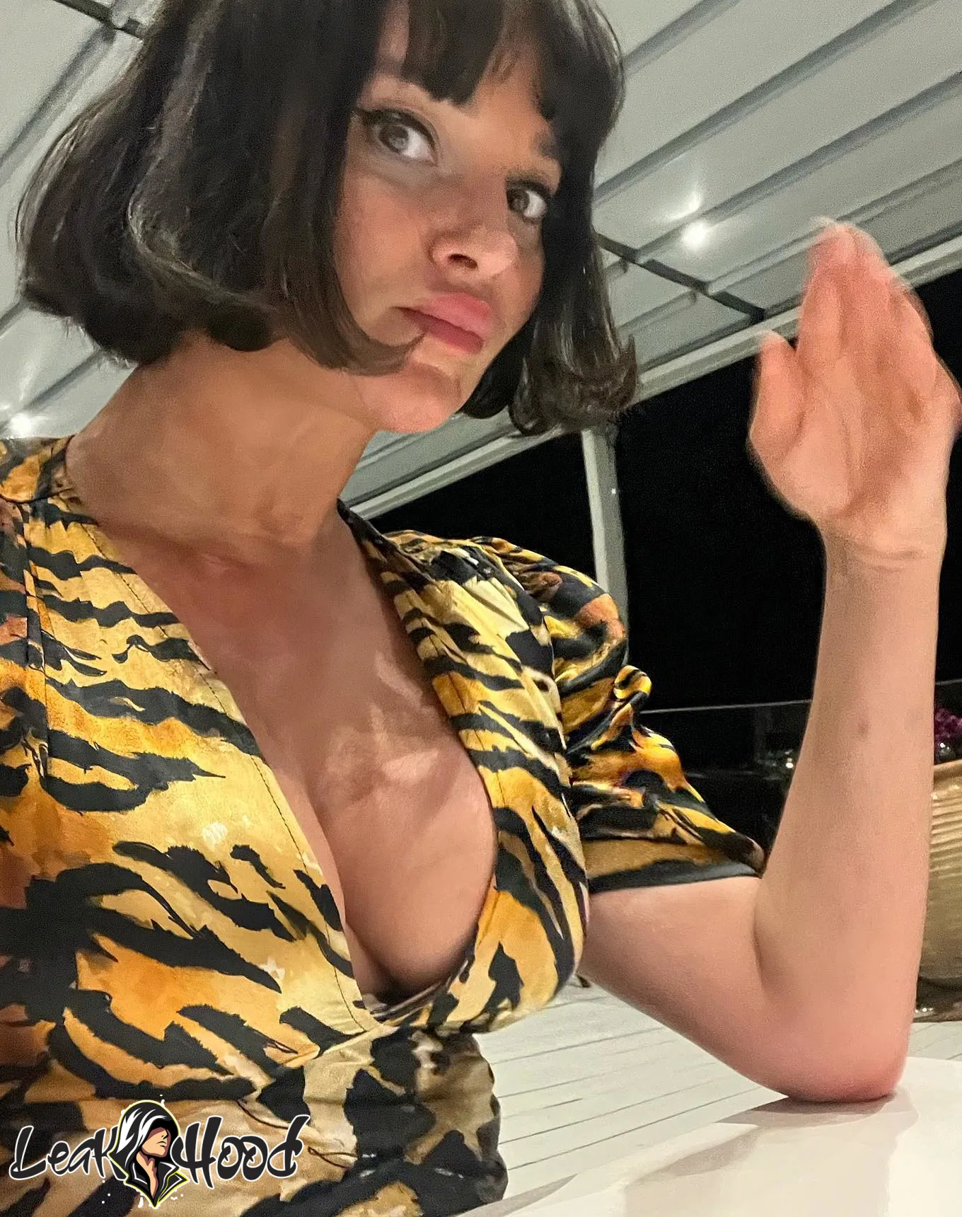 Gizzi Erskine Nude Leaks OnlyFans #3 - LeakHood