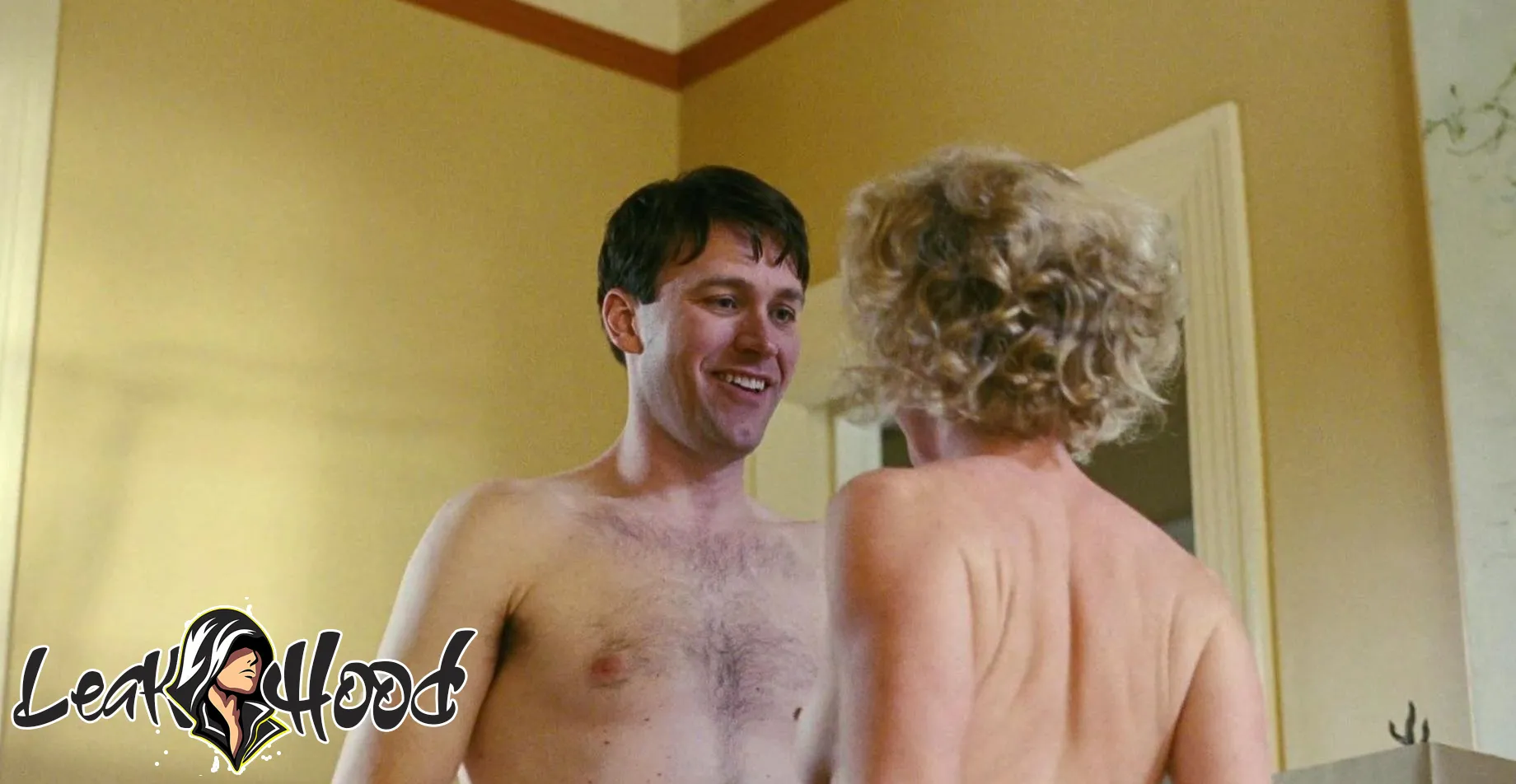 Gretchen Mol Nude Leaks OnlyFans #30 - LeakHood