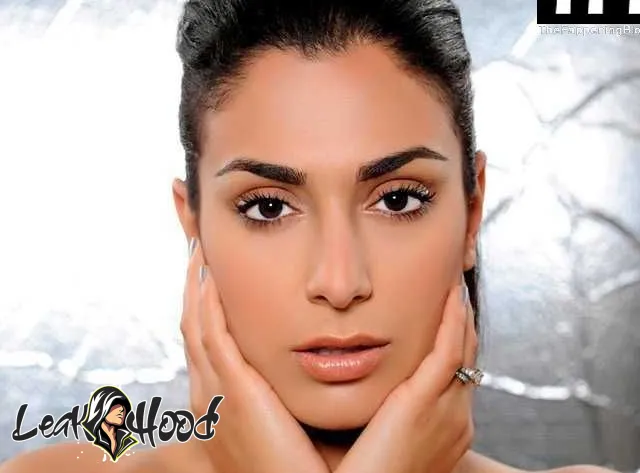 Huda Kattan Nude Leaks OnlyFans #10 - LeakHood