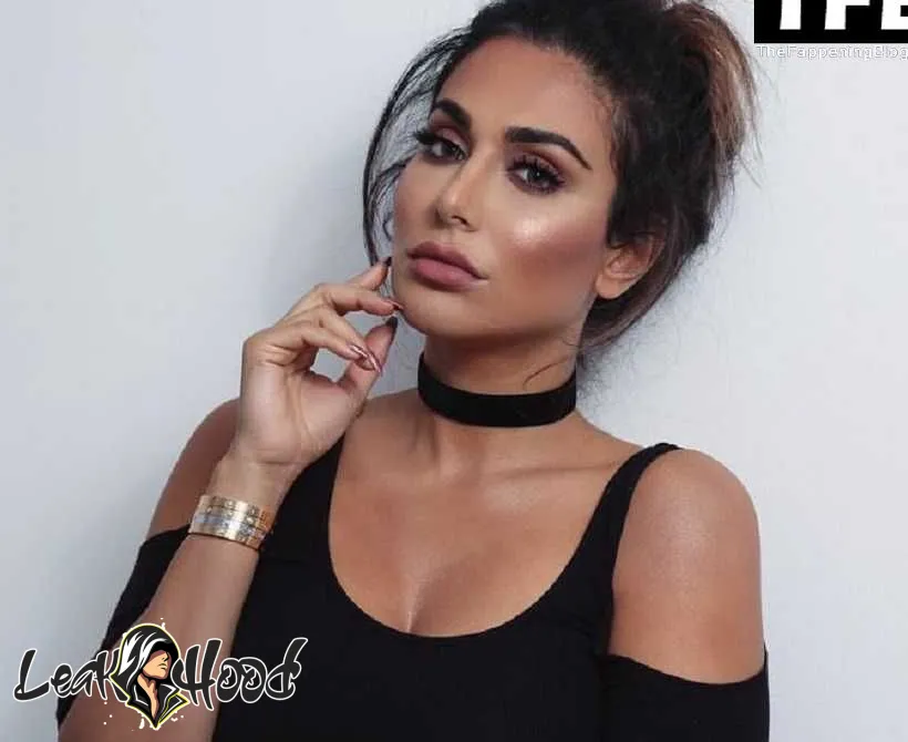 Huda Kattan Nude Leaks OnlyFans #53 - LeakHood