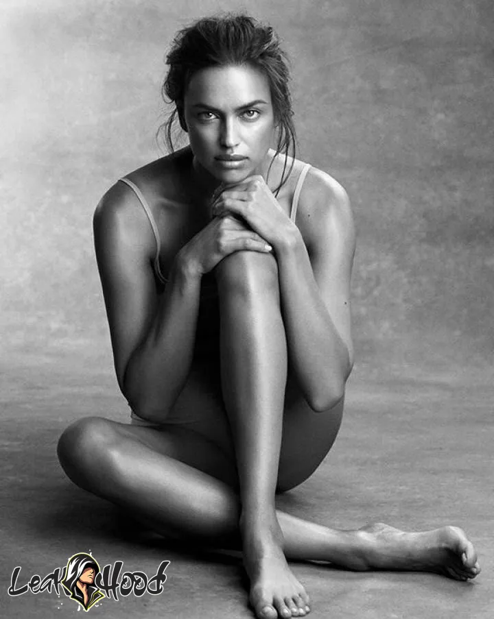 Irina Shayk Nude Leaks OnlyFans #494 - LeakHood