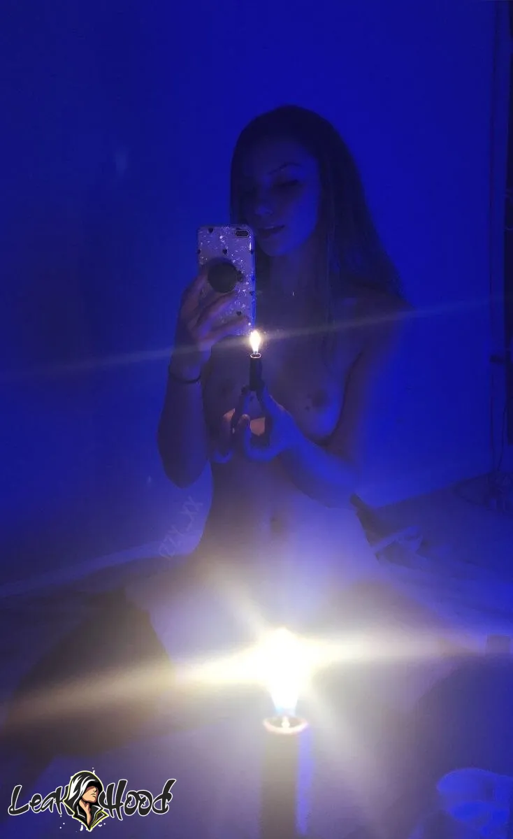 Izzy_xx Nude Leaks OnlyFans #174 - LeakHood