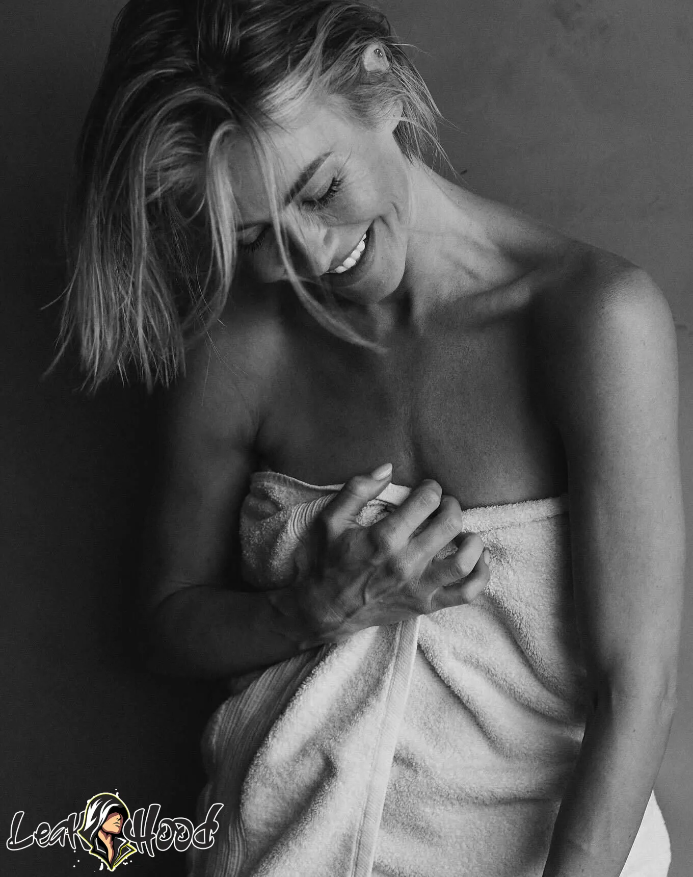 Julianne Hough Nude Leaks OnlyFans #2360 - LeakHood