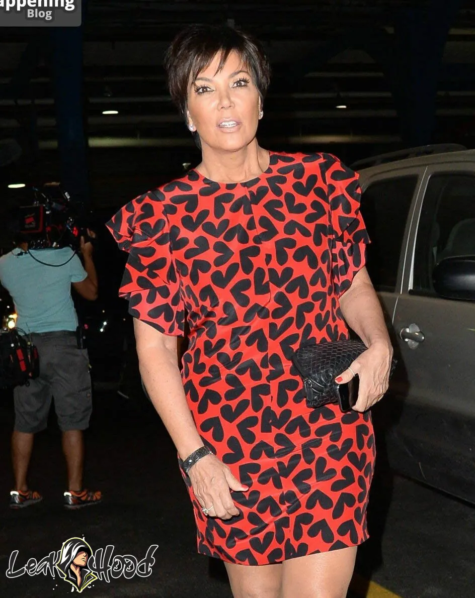 Kris Jenner Nude Leaks OnlyFans #188 - LeakHood