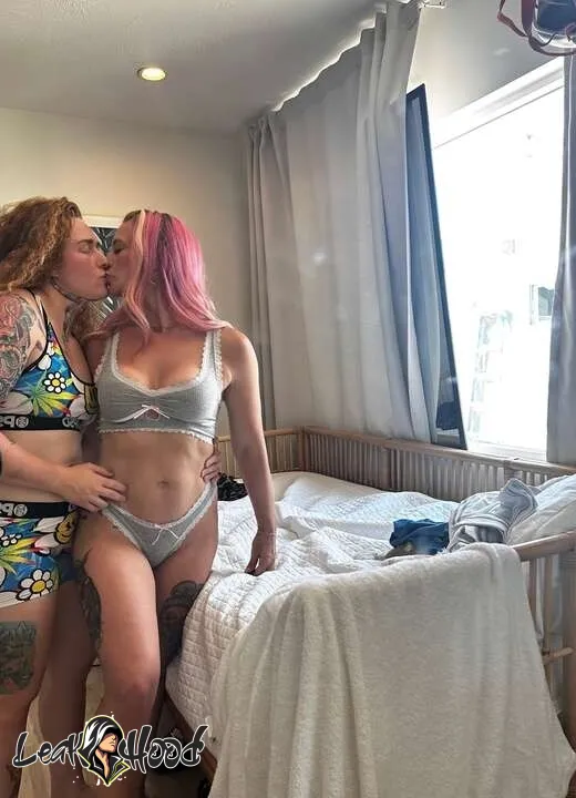 Lesbianlounge Nude Leaks OnlyFans #3 - LeakHood