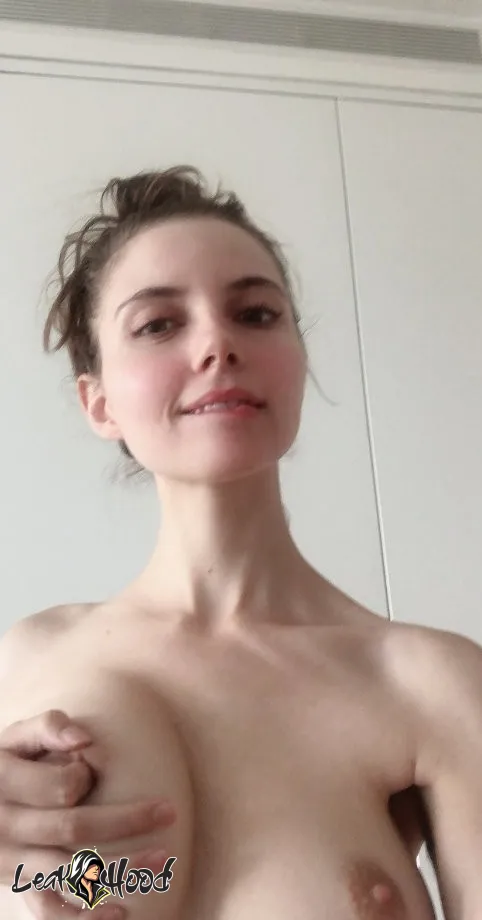 Liara Roux Nude Leaks OnlyFans #49 - LeakHood