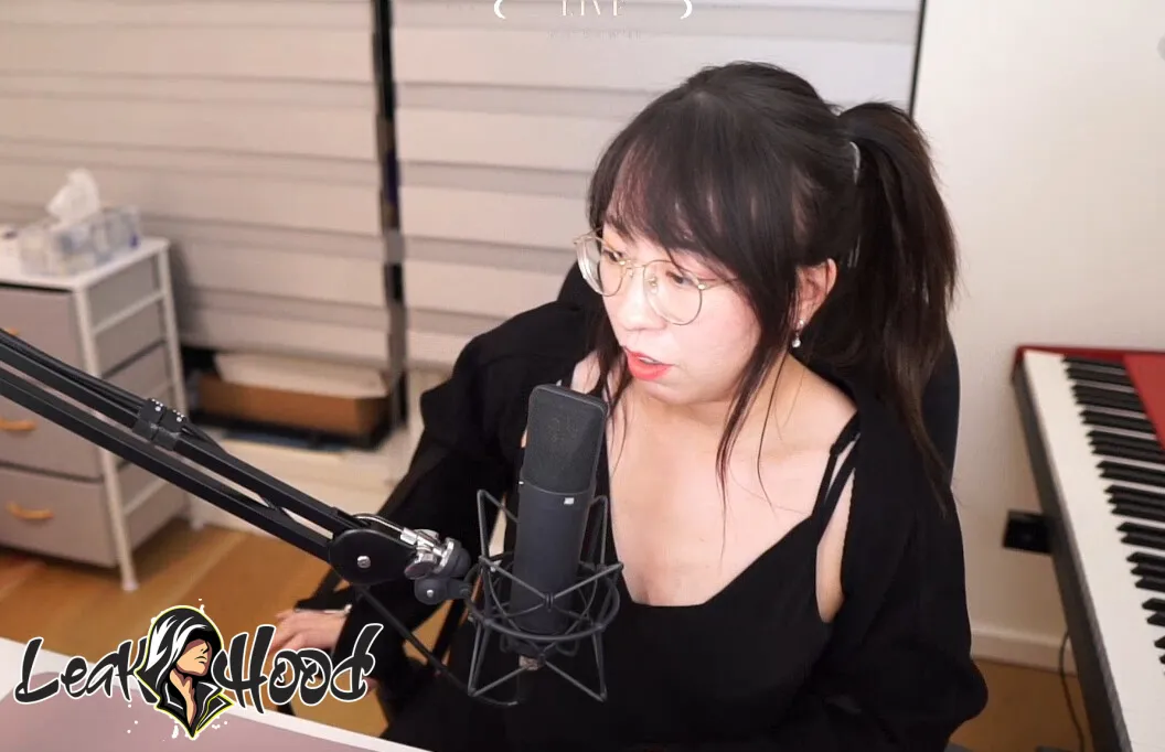 lolnatsumiii Nude Leaks OnlyFans #105 - LeakHood