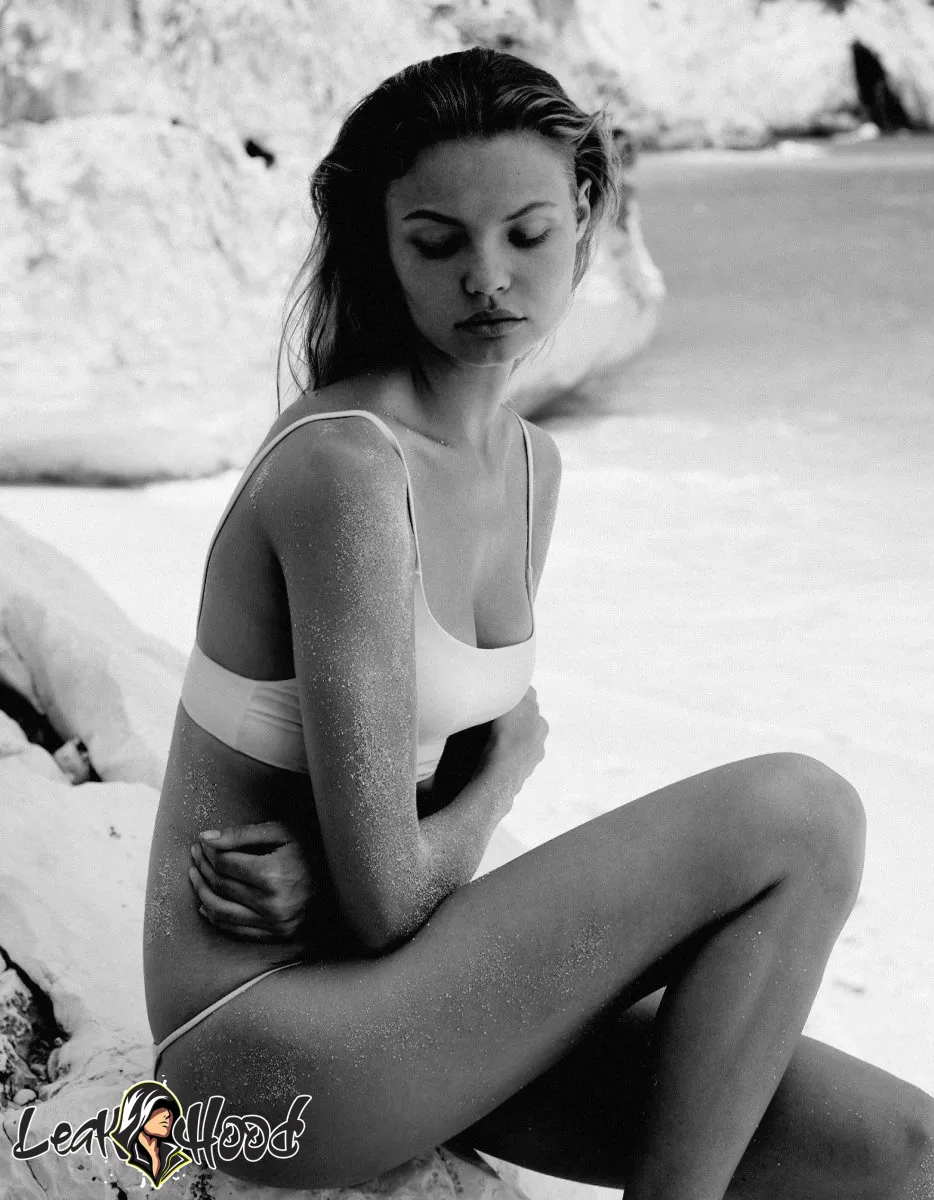 Magdalena Frackowiak Nude Leaks OnlyFans #125 - LeakHood