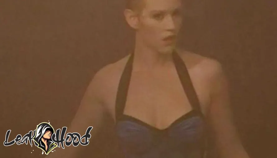 Molly Ringwald Nude Leaks OnlyFans #6 - LeakHood