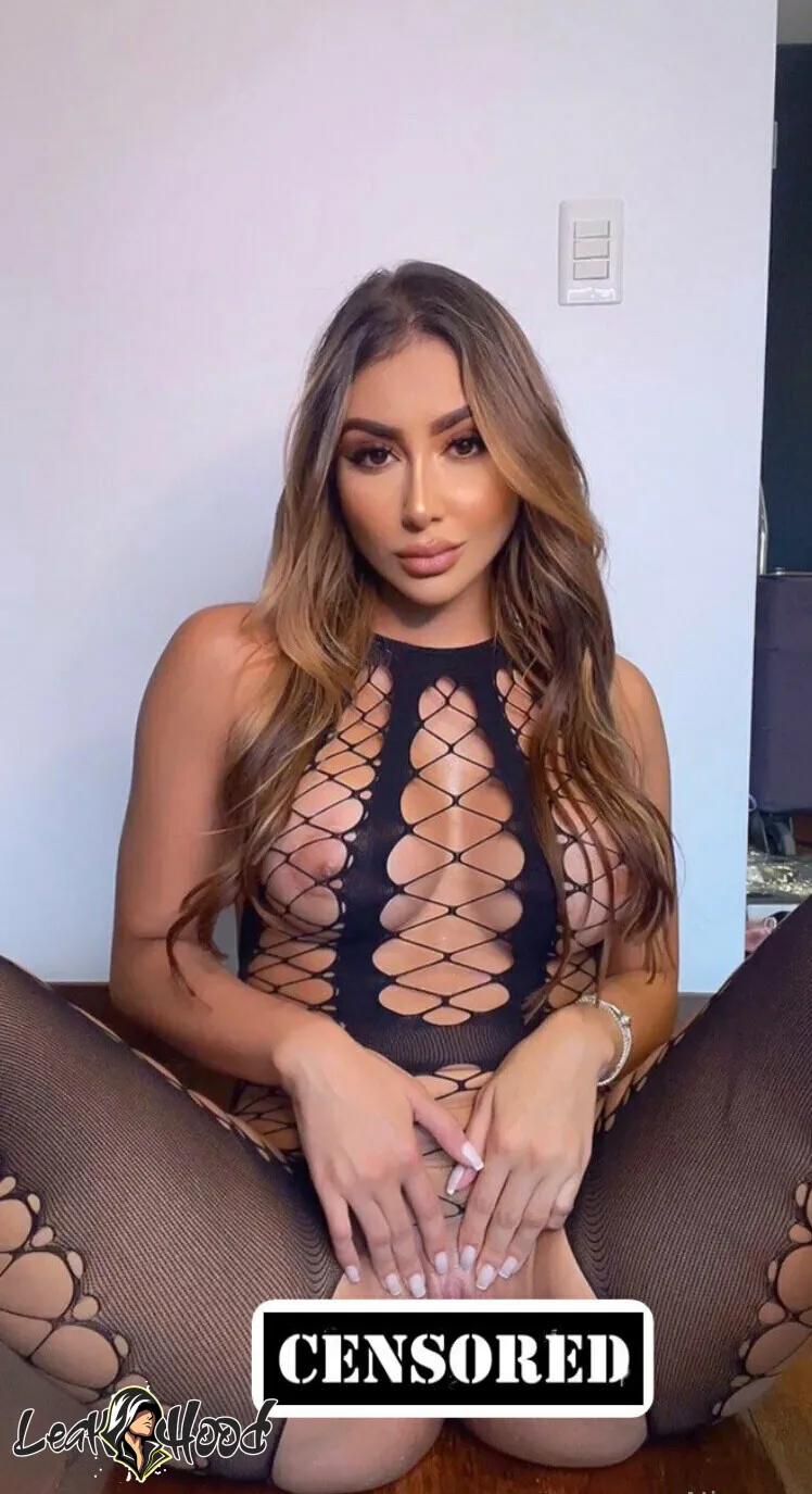 niacruzxo Nude Leaks OnlyFans #36 - LeakHood