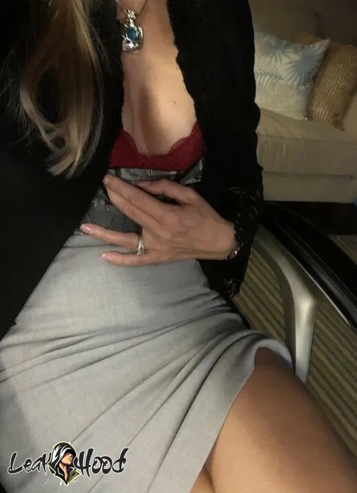 Office Sluts Nude Leaks OnlyFans #61 - LeakHood