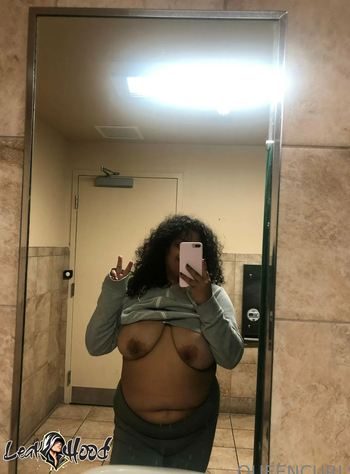 queencurls Nude Leaks OnlyFans #36 - LeakHood