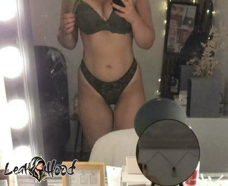 realnanna Nude Leaks OnlyFans #13 - LeakHood