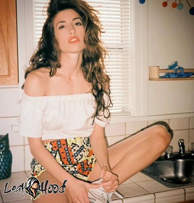 Tania Raymonde Nude Leaks OnlyFans #176 - LeakHood