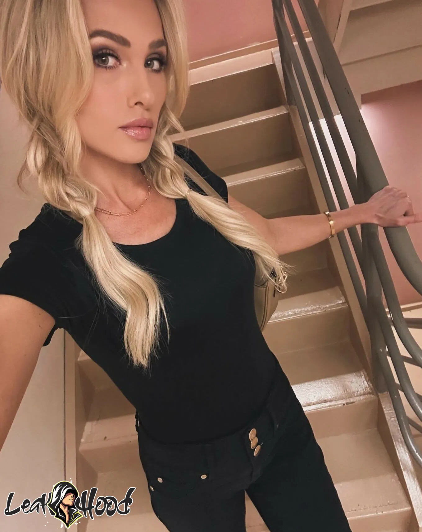 Tomi Lahren Nude Leaks OnlyFans #59 - LeakHood