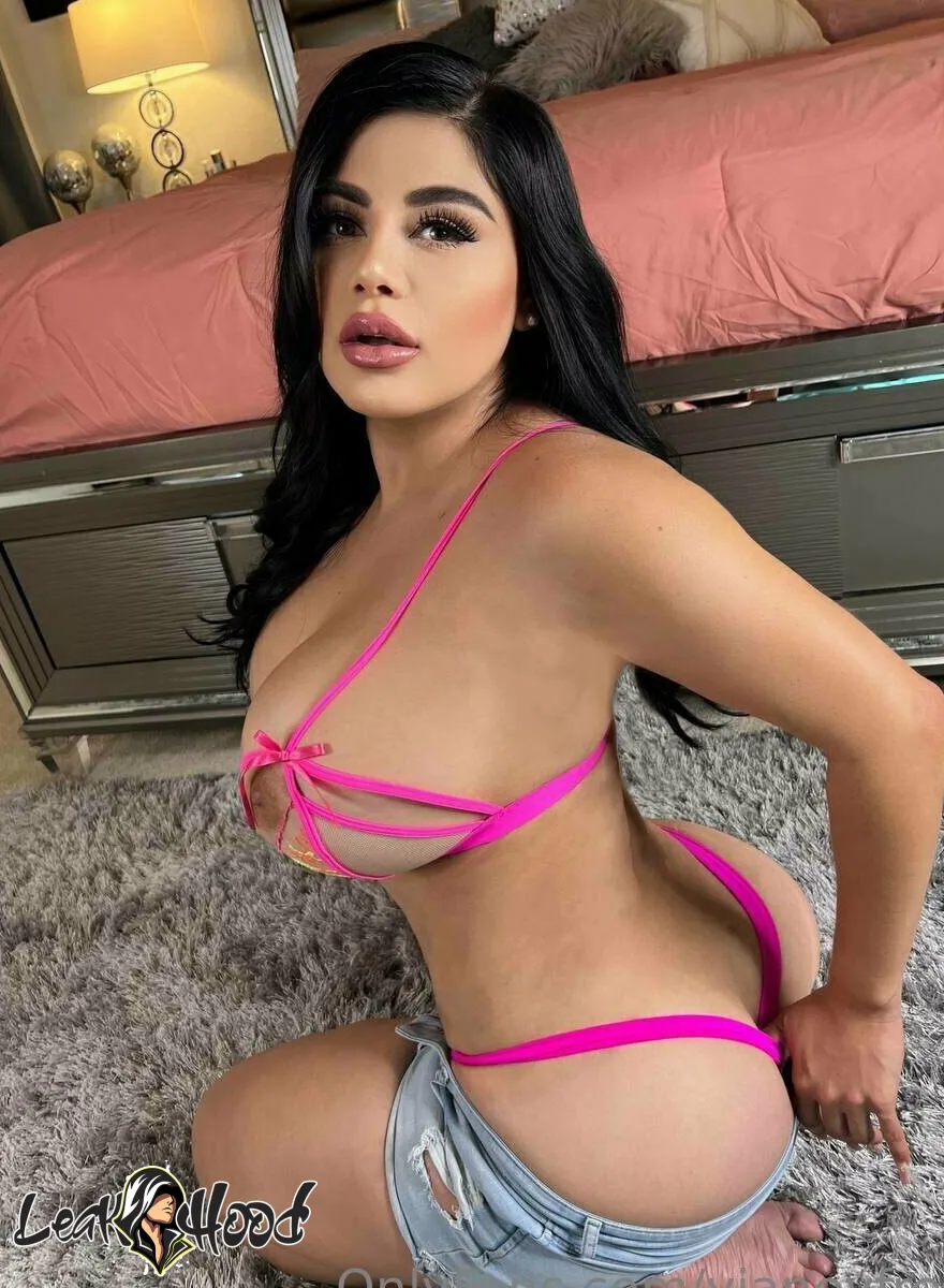 vianeyfree Nude Leaks OnlyFans #15 - LeakHood