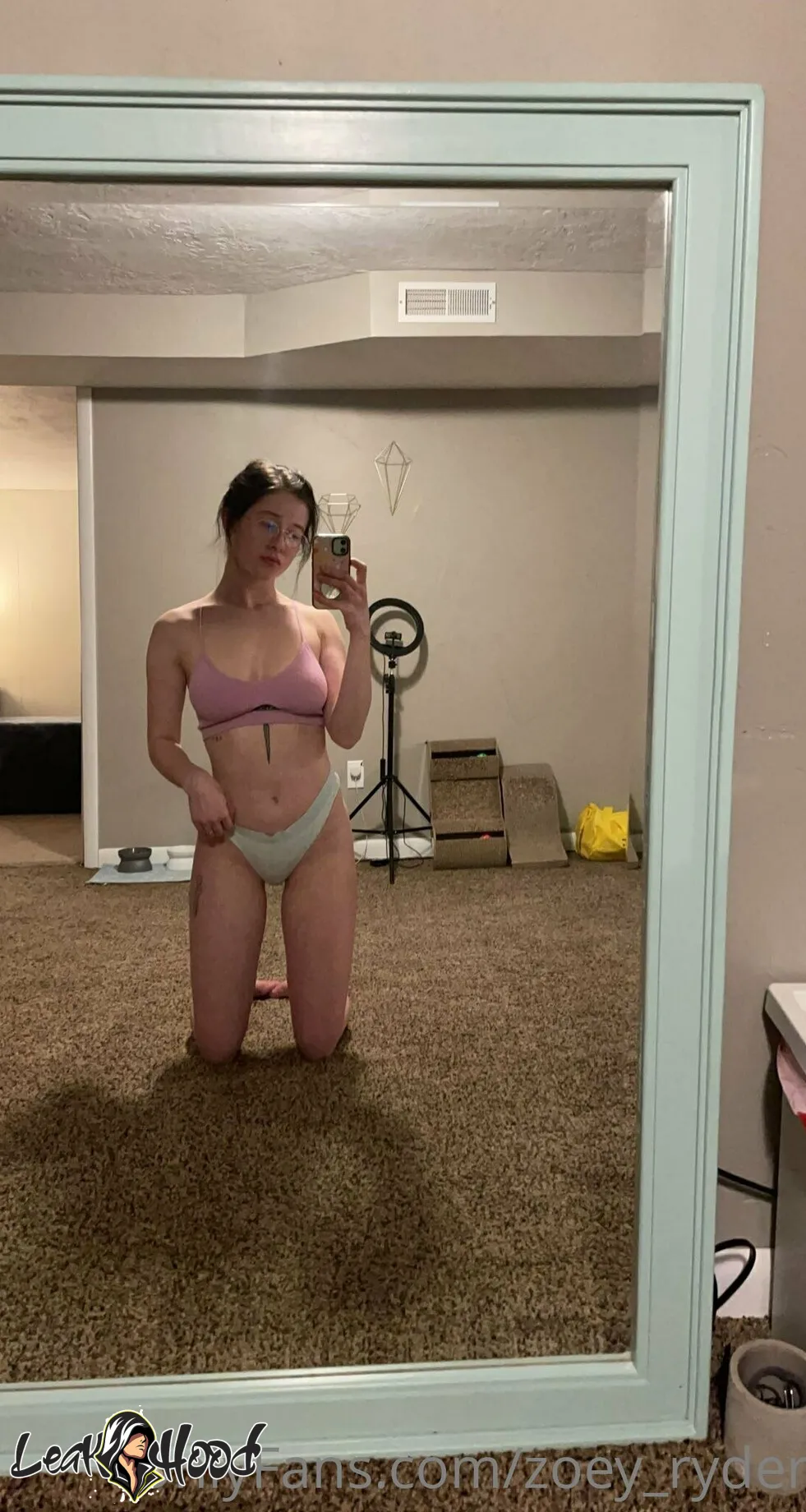 zoey_ryderr Nude Leaks OnlyFans #9 - LeakHood